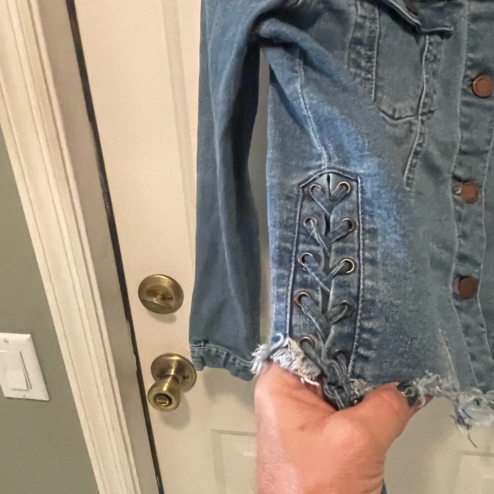 Black Label Light Blue Denim Jacket - Picture 4 of 6
